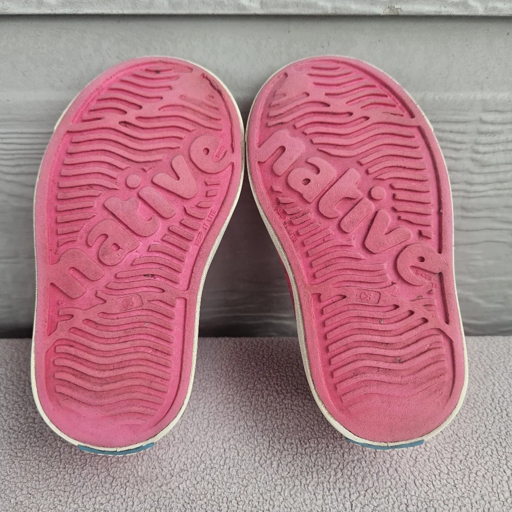 Native Jefferson Pink White Girl SZ C6 Slip-On Water Shoes